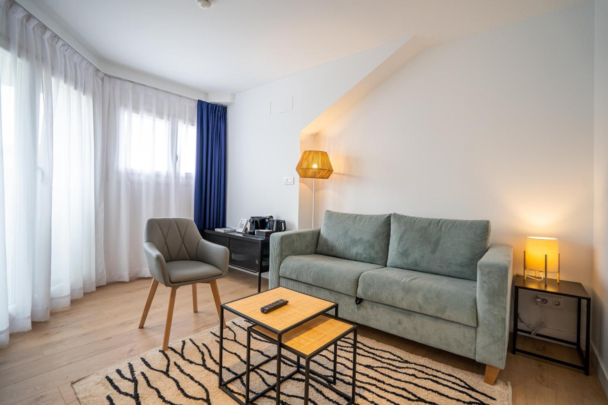 Abba Apartments Playa De Gros San Sebastián Exteriör bild