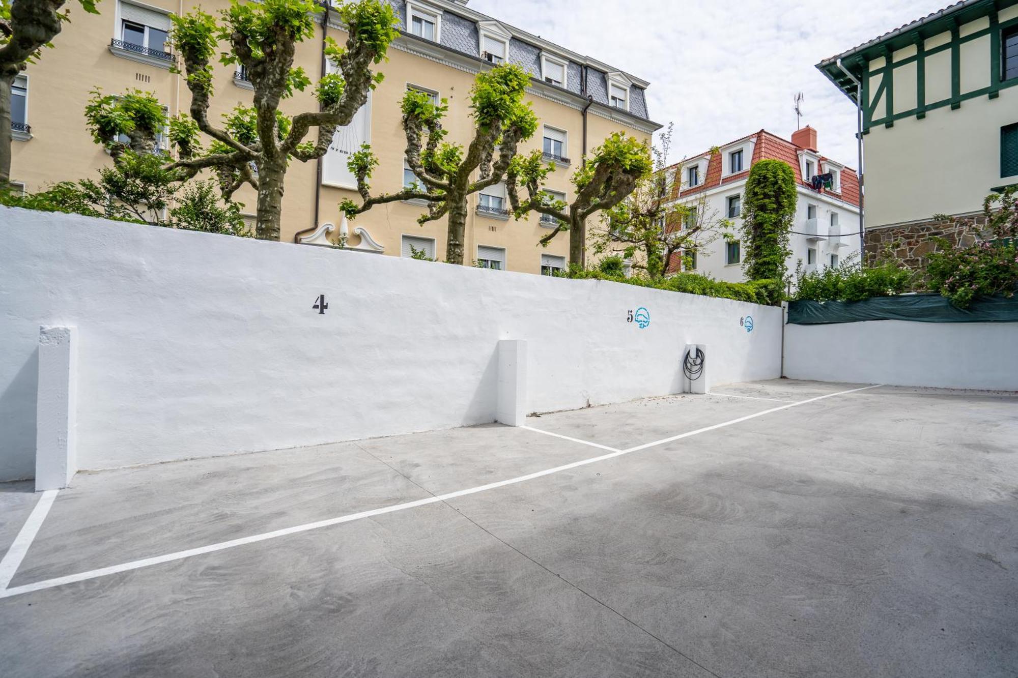 Abba Apartments Playa De Gros San Sebastián Exteriör bild