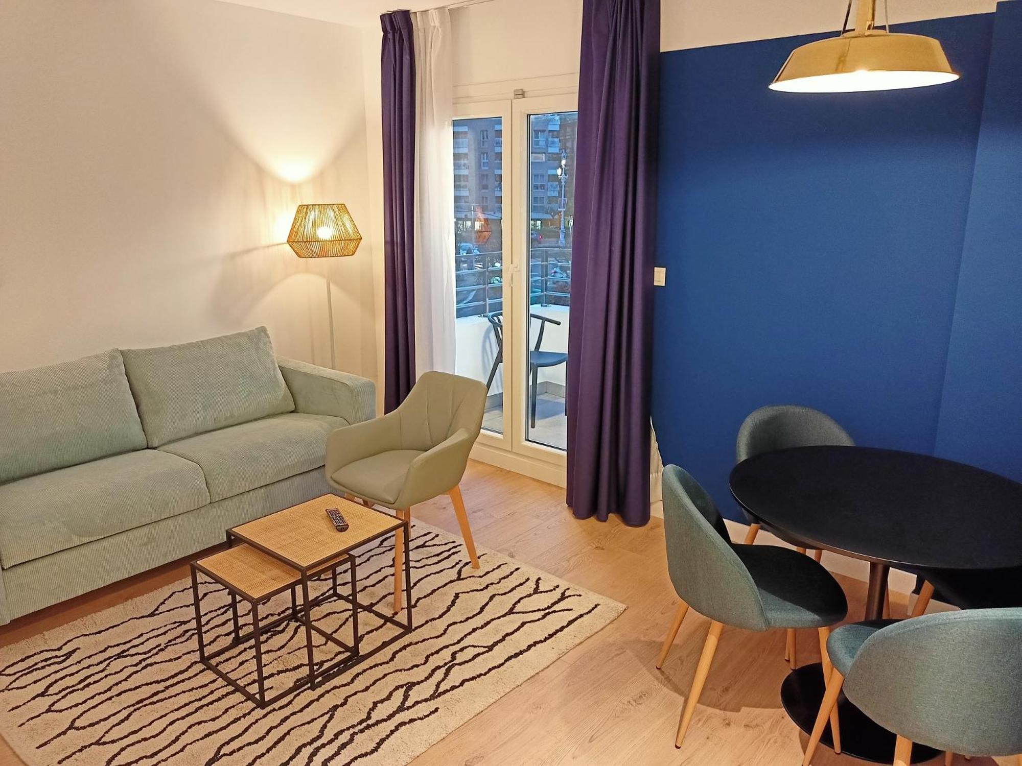 Abba Apartments Playa De Gros San Sebastián Exteriör bild